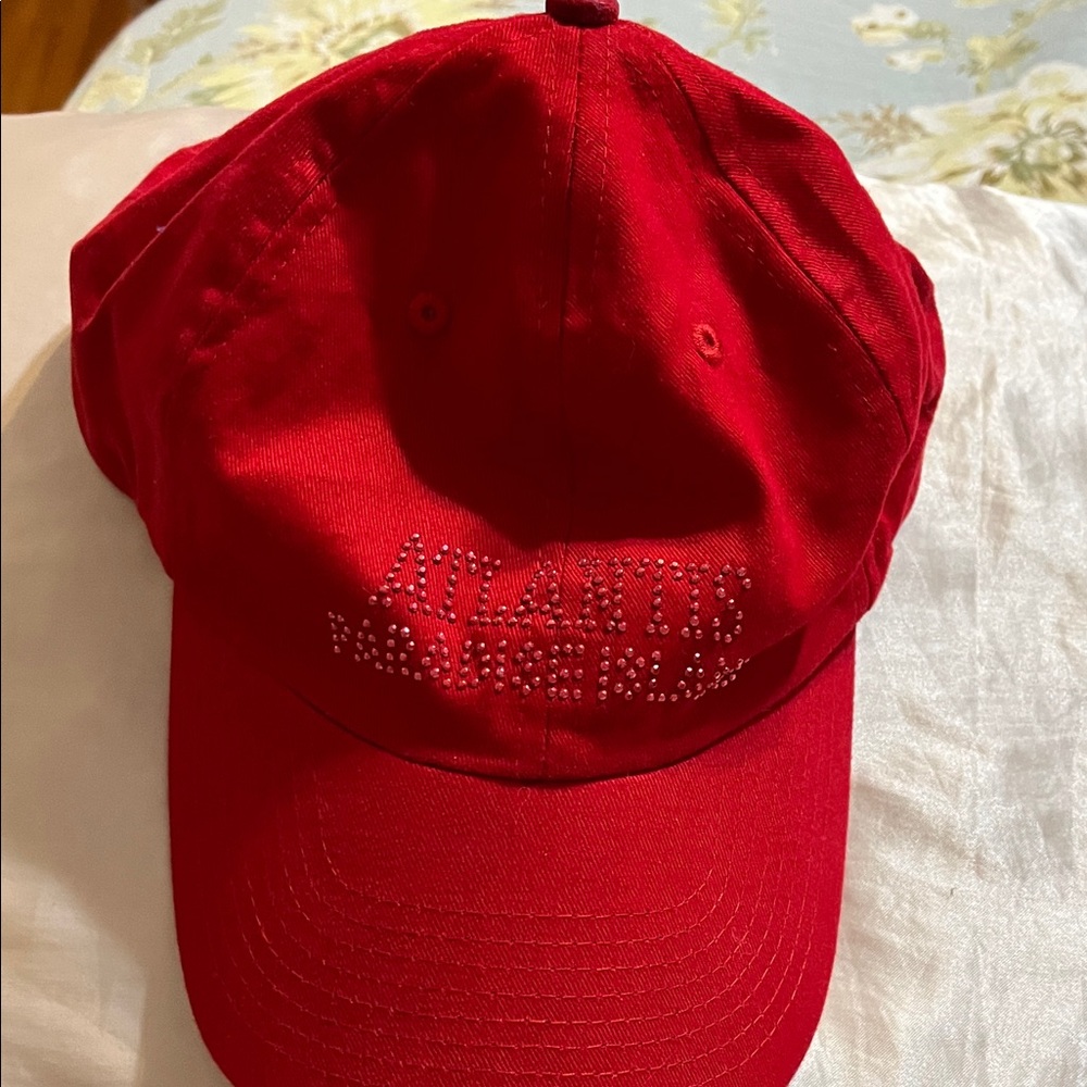 Atlantis Paradise Island Red Cap
